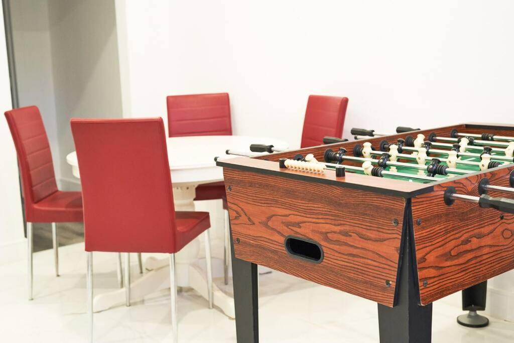 Blue Lounge ☆ Lafontaine Park ☆ Tv Cable Apartment มอนทรีอัล ภายนอก รูปภาพ